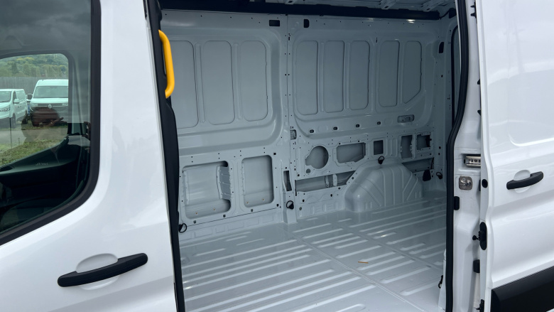 Ford Transit 350 L3 Diesel Fwd 2.0 EcoBlue 130ps H2 Leader Van